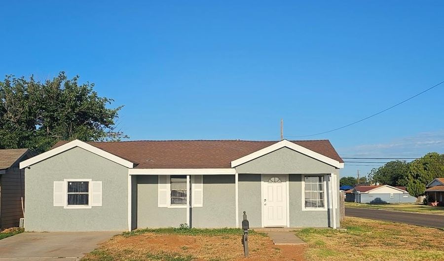511 NW 4th St, Andrews, TX 79714 - 2 Beds, 1 Bath