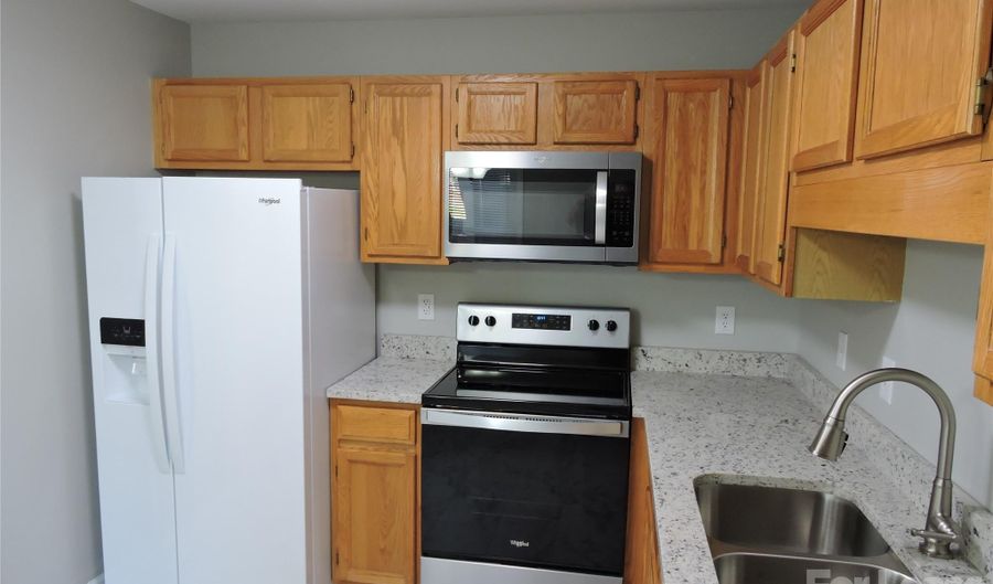 3903 Florham Pl, Asheville, NC 28806 - 2 Beds, 2 Bath