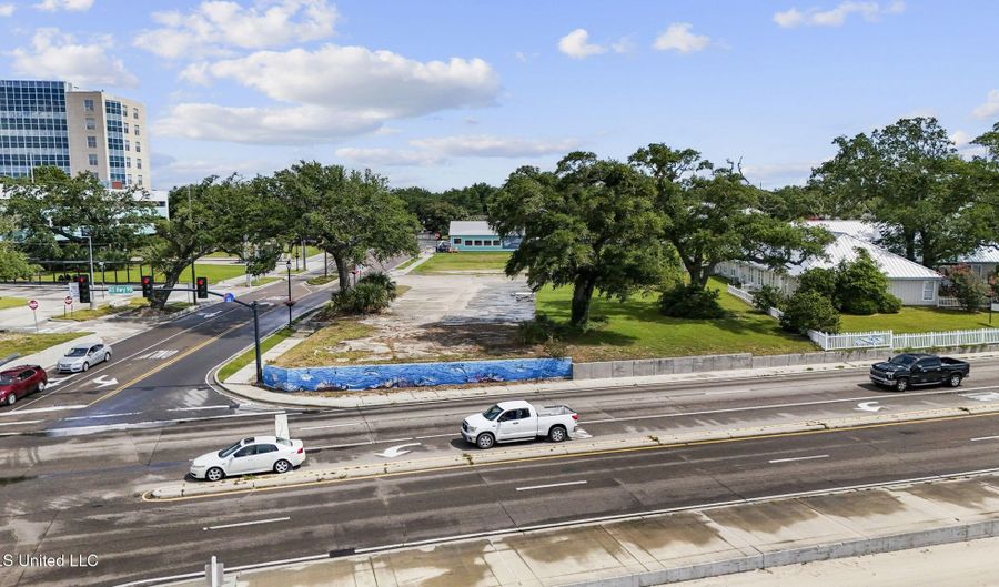 1940 E Beach Blvd, Biloxi, MS 39531 - 0 Beds, 0 Bath