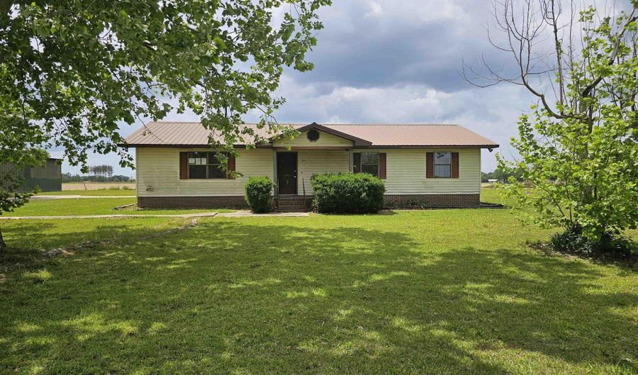 59575 Lottie Rd, Atmore, AL 36502 - 3 Beds, 1 Bath