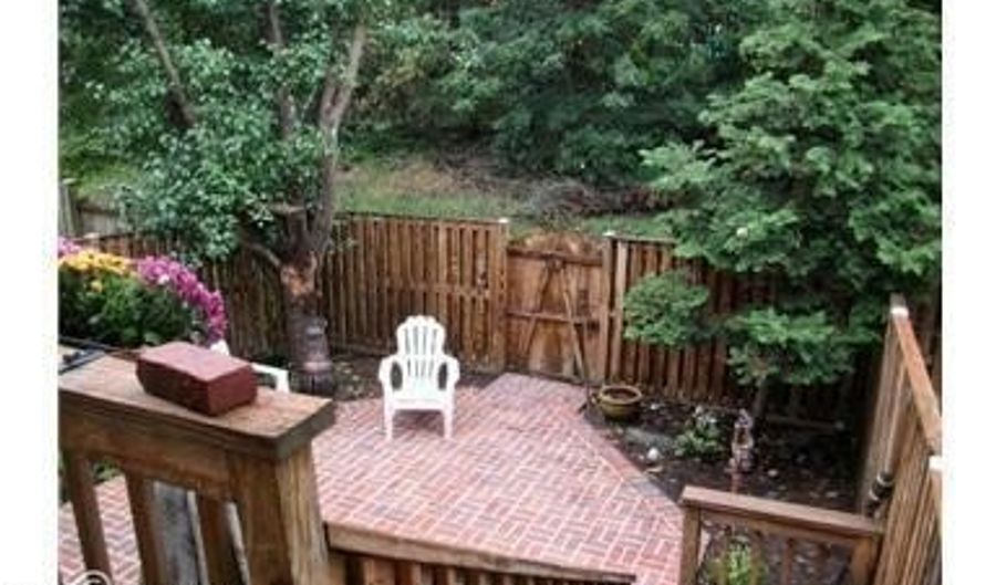 21057 CORNERPOST Sq, Ashburn, VA 20147 - 3 Beds, 3 Bath