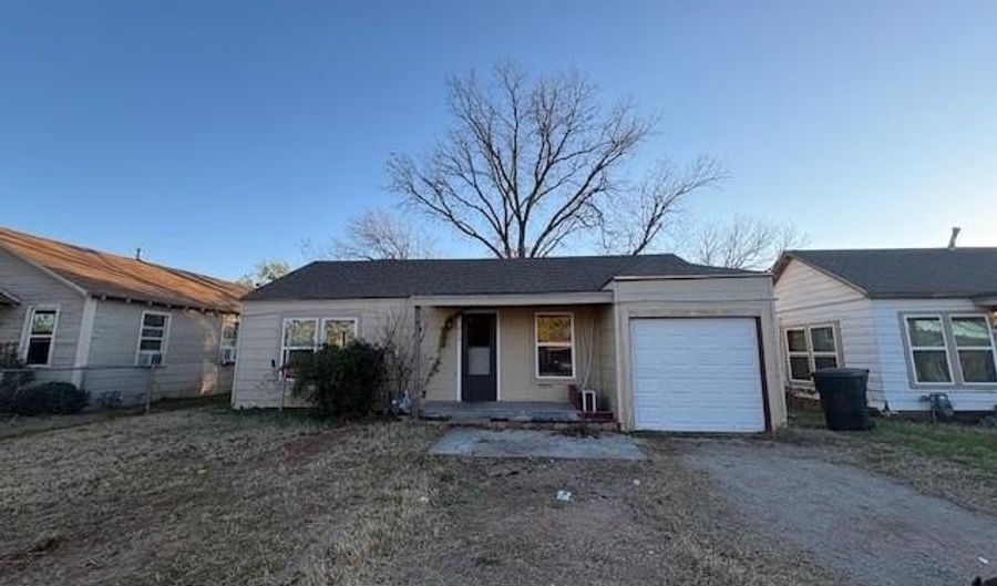 2201 Lowden St, Abilene, TX 79603 - 2 Beds, 1 Bath