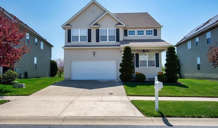 114 ROSEMARY Ct, Bear, DE 19701 - 4 Beds, 4 Bath