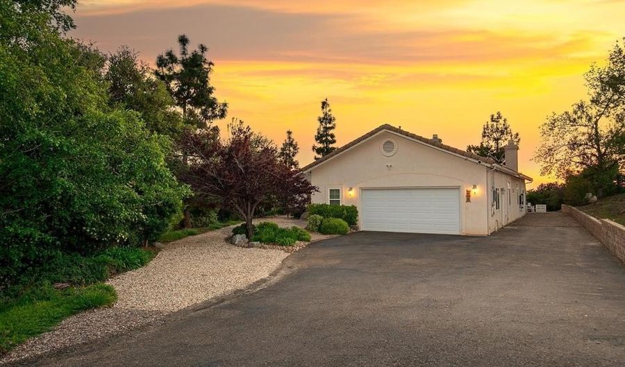 2311 ARMENTROUT Ln, Alpine, CA 91901 - 4 Beds, 3 Bath
