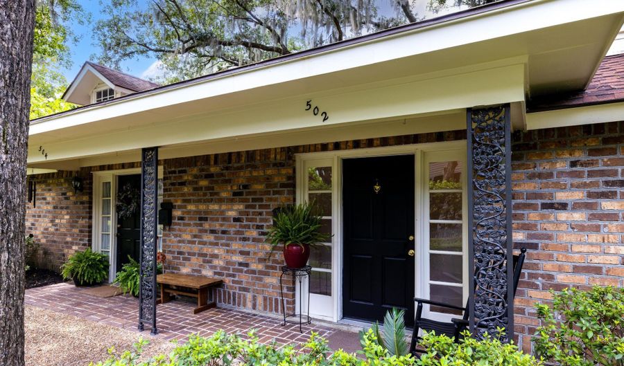 502 New St, Beaufort, SC 29902 - 2 Beds, 1 Bath