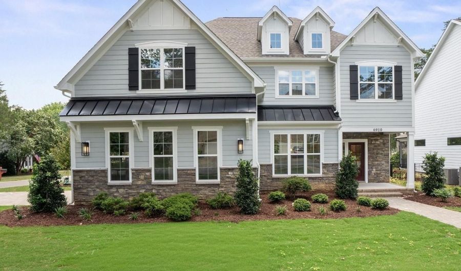 6910 Providence Ln W, Charlotte, NC 28226 - 5 Beds, 5 Bath
