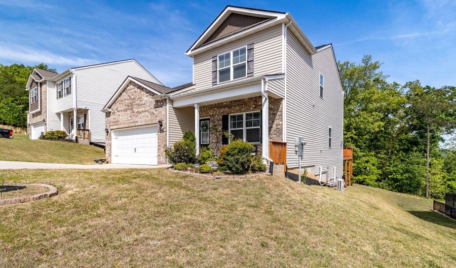 4122 Bentwood Cove Dr, Apison, TN 37302 - 5 Beds, 5 Bath