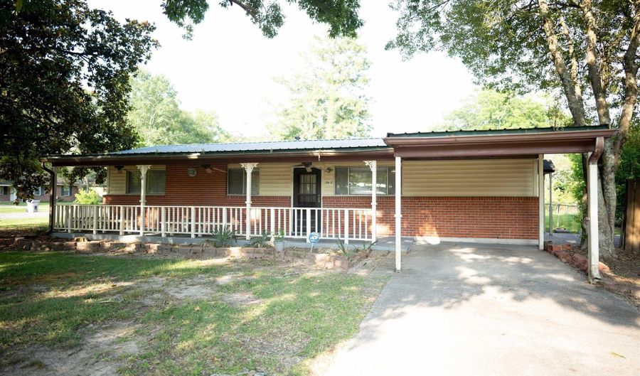 2612 Pearce Dr, Baker, LA 70714 - 3 Beds, 3 Bath