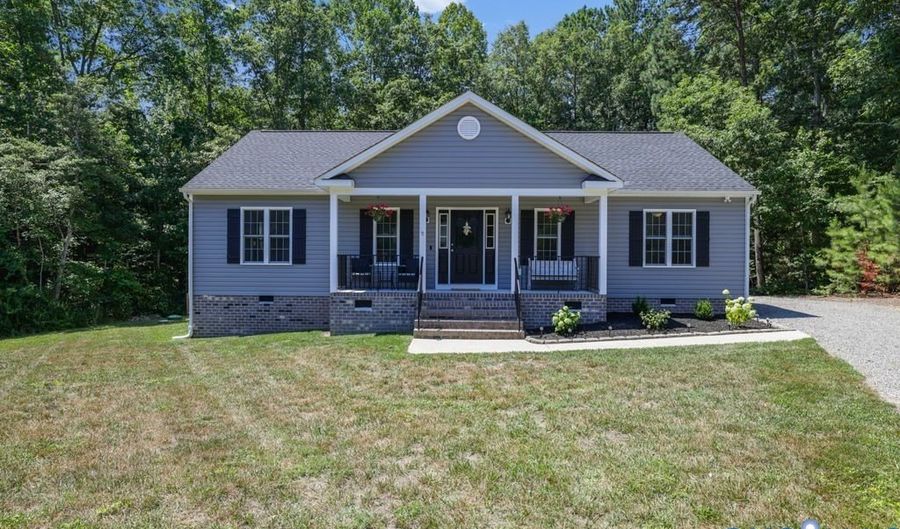 222 Oak Ridge Ct, Aylett, VA 23009 - 3 Beds, 2 Bath