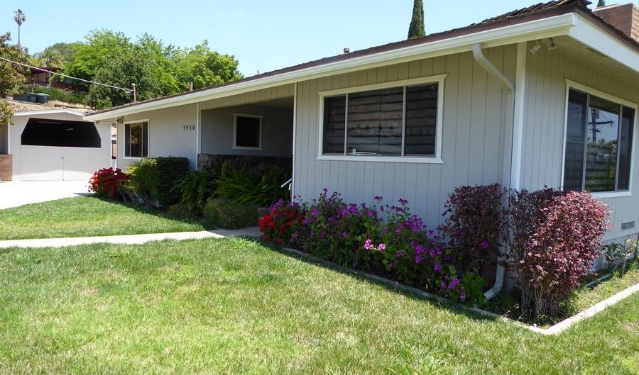 3950 Rogers Rd, Spring Valley, CA 91977 - 2 Beds, 2 Bath