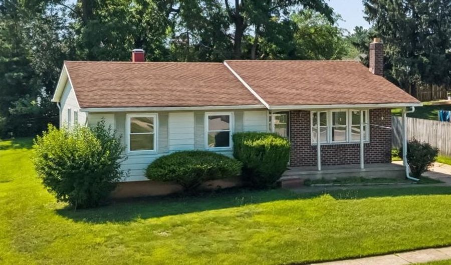 209 BRIGHT OAKS Dr, Bel Air, MD 21015 - 3 Beds, 3 Bath