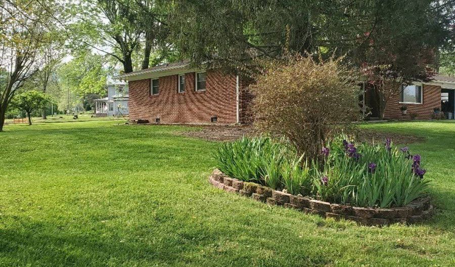 53 Teas St, Andrews, NC 28901 - 4 Beds, 2 Bath