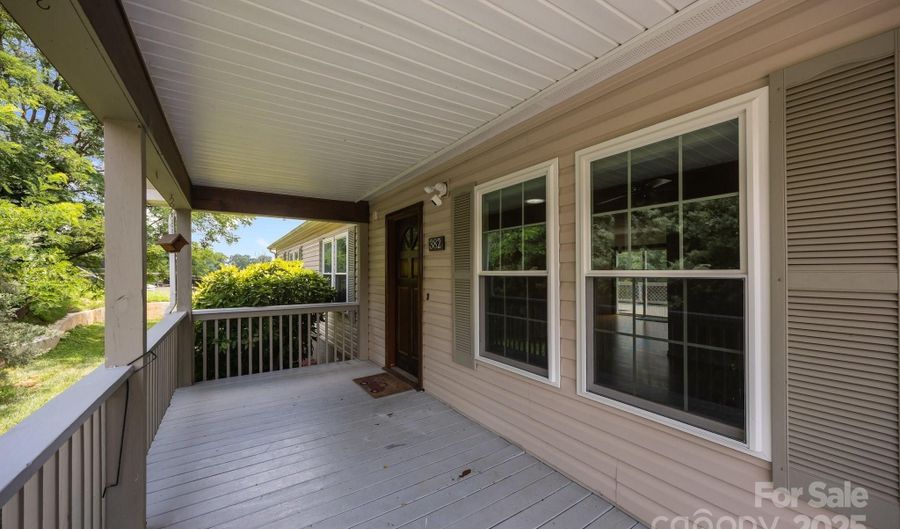 382 Onteora Blvd, Asheville, NC 28803 - 4 Beds, 3 Bath