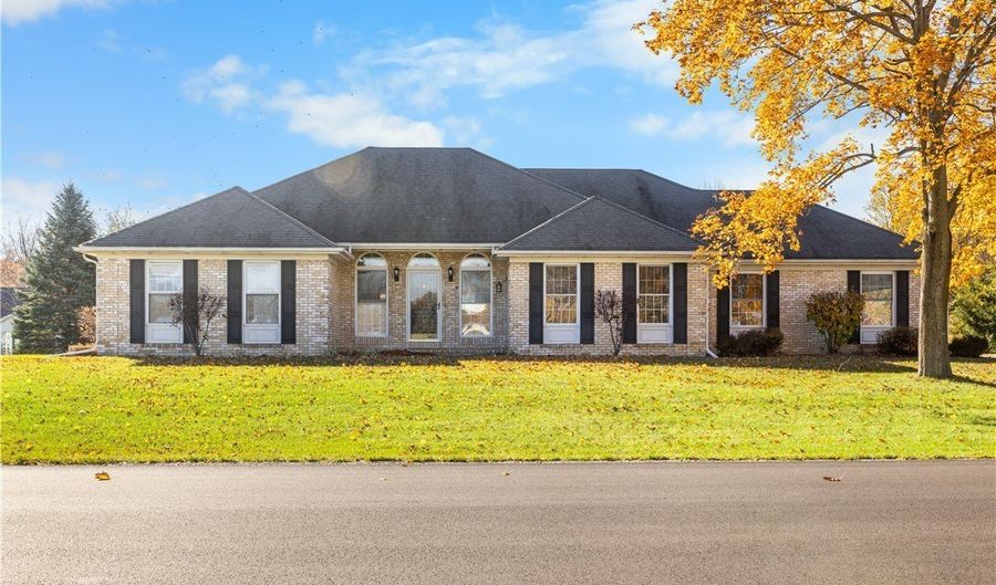 4082 Huntington Ct, Ashtabula, OH 44004 - 5 Beds, 3 Bath