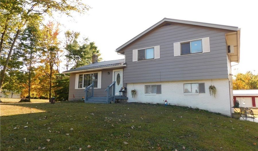 2547 Industry Rd, Atwater, OH 44201 - 4 Beds, 2 Bath