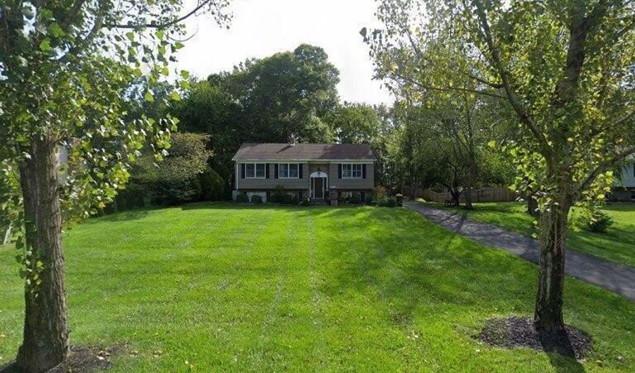 616 CLIFTON Dr, Bear, DE 19701 - 3 Beds, 3 Bath