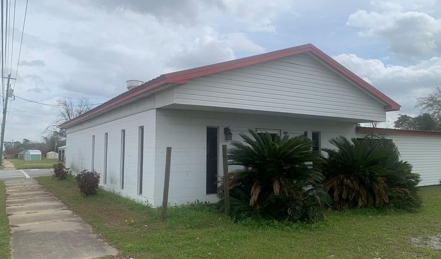 400 Roberts Ave, Donalsonville, GA 39845 - 0 Beds, 0 Bath