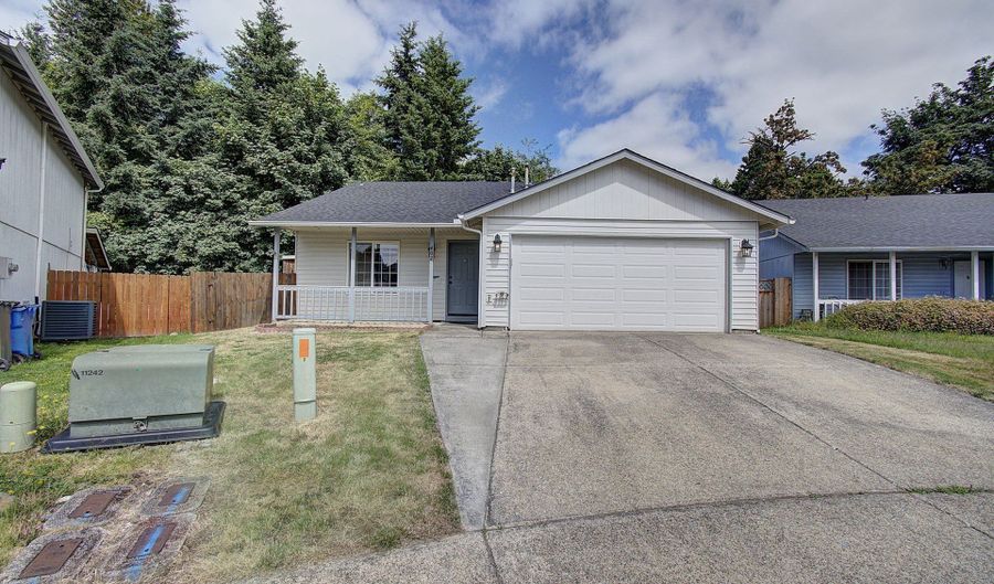 402 SE 5TH Cir, Battle Ground, WA 98604 - 3 Beds, 2 Bath