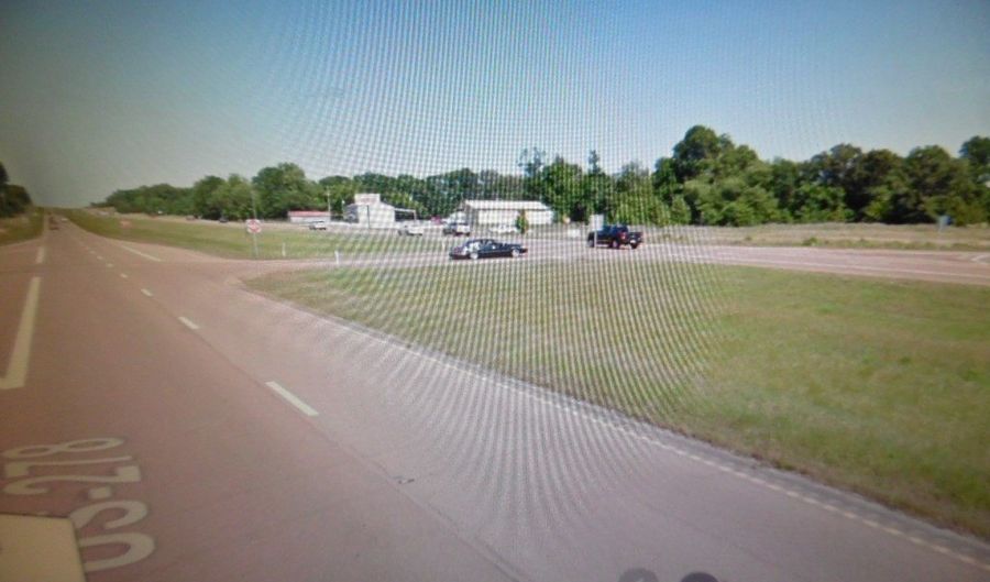 22162 Hwy 6 E, Batesville, MS 38606 - 0 Beds, 0 Bath