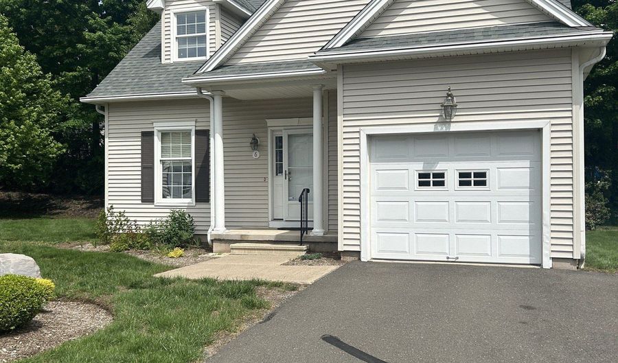 6 Aspen Way, Bristol, CT 06010 - 2 Beds, 3 Bath