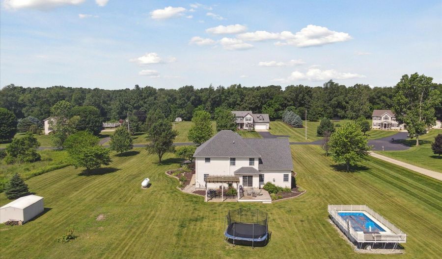 14134 Elm Row Rd, Albion, MI 49224 - 4 Beds, 3 Bath
