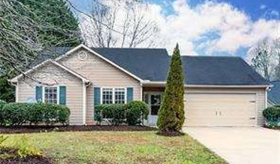 4926 Lighthouse, Acworth, GA 30101 - 3 Beds, 2 Bath