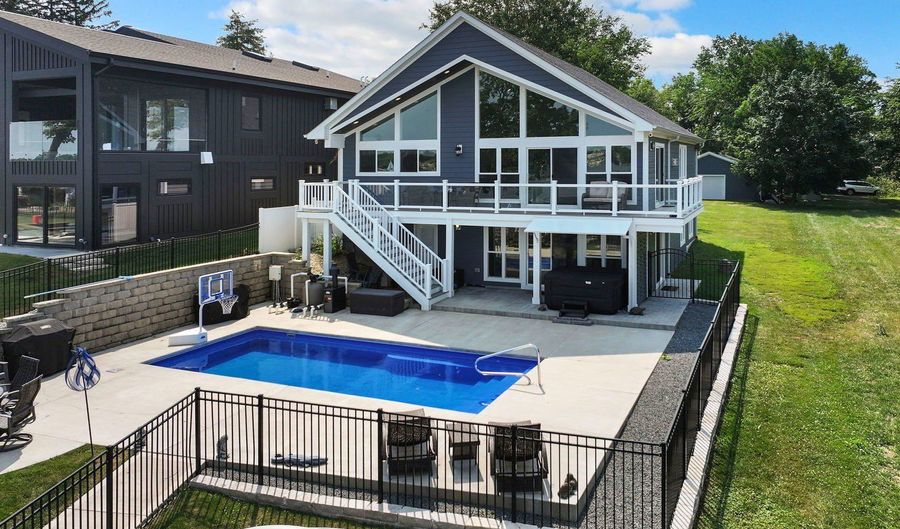 42813 N Woodbine Ave, Antioch, IL 60002 - 1 Beds, 3 Bath