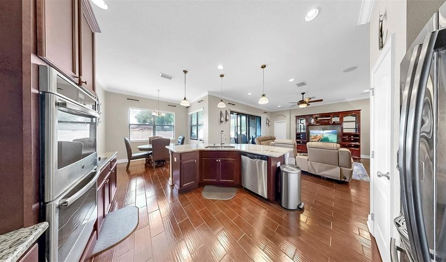 5324 MOON SHELL Dr, Apollo Beach, FL 33572 - 4 Beds, 4 Bath