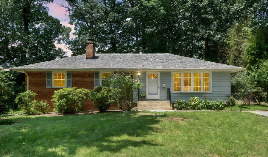 13110 FLINT ROCK Dr, Beltsville, MD 20705 - 3 Beds, 2 Bath