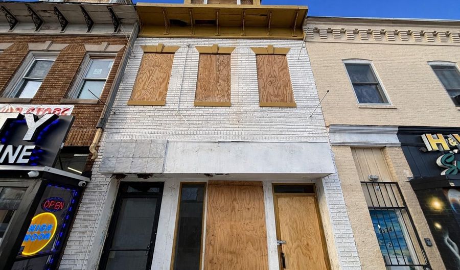 1370 H St NE, Washington, DC 20002 - 3 Beds, 2 Bath