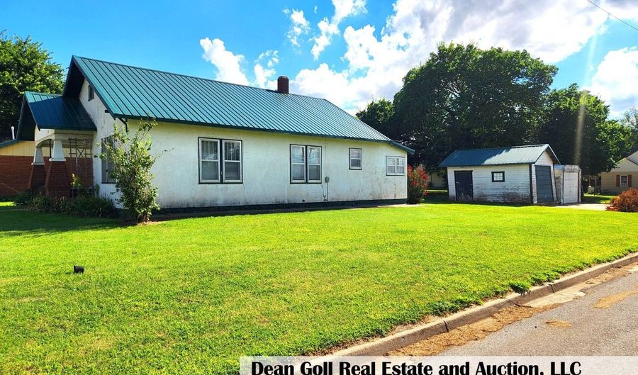803 2nd St, Alva, OK 73717 - 2 Beds, 1 Bath