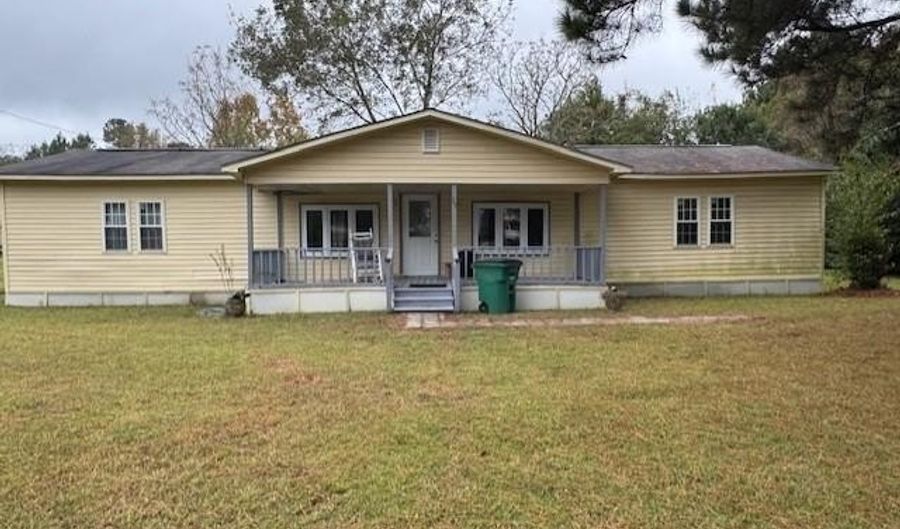 15 Mango St, Andrews, SC 29510 - 4 Beds, 2 Bath