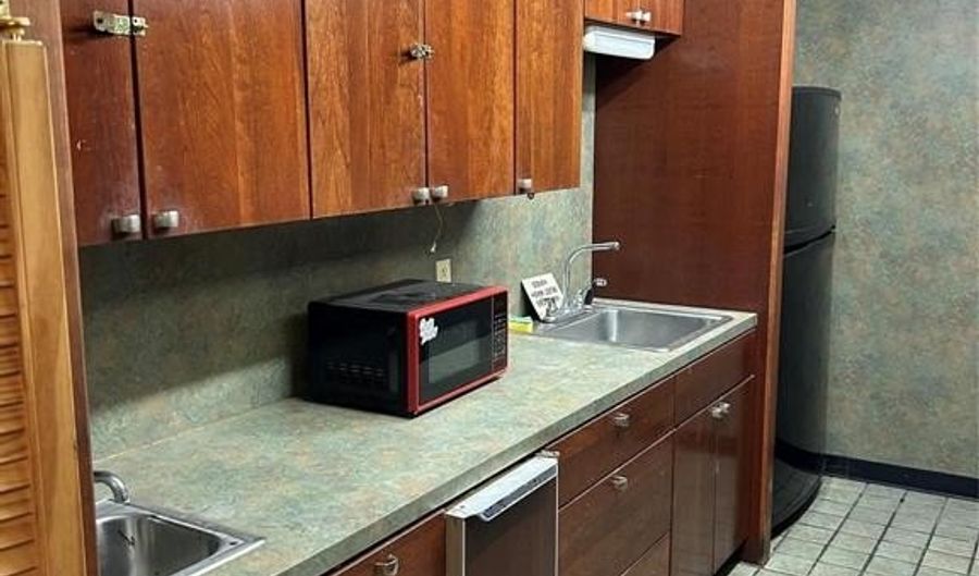 226 Pine St 200, Abilene, TX 79601 - 0 Beds, 0 Bath