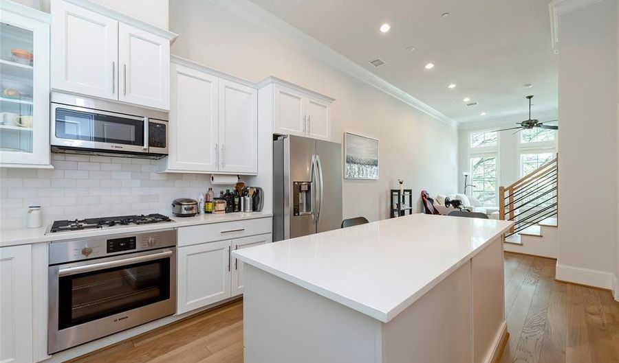 4094 Runyon Rd, Addison, TX 75001 - 2 Beds, 3 Bath