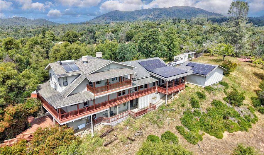 43736 Highway 49, Ahwahnee, CA 93601 - 5 Beds, 5 Bath
