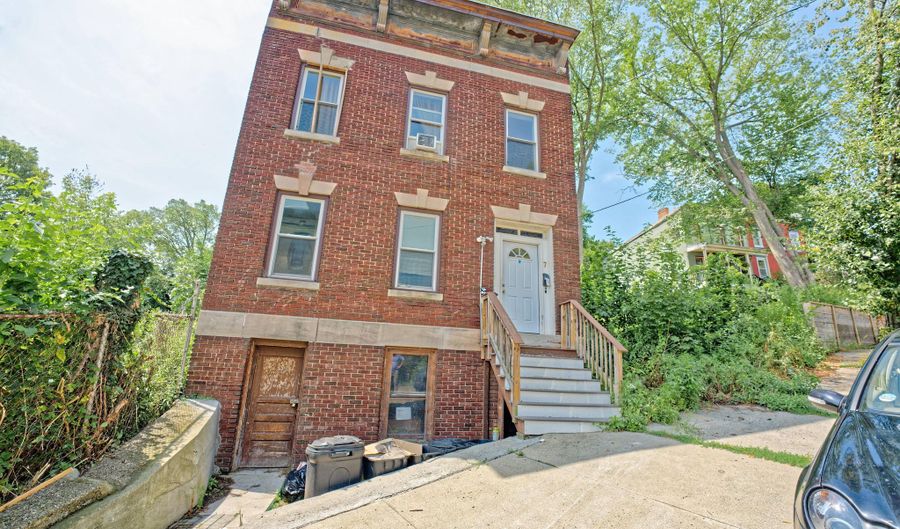 7 Wilbur St, Albany, NY 12202 - 7 Beds, 2 Bath