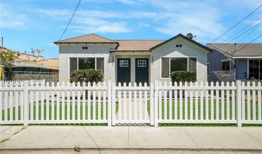 200 N Willow Ave, Compton, CA 90221 - 2 Beds, 2 Bath