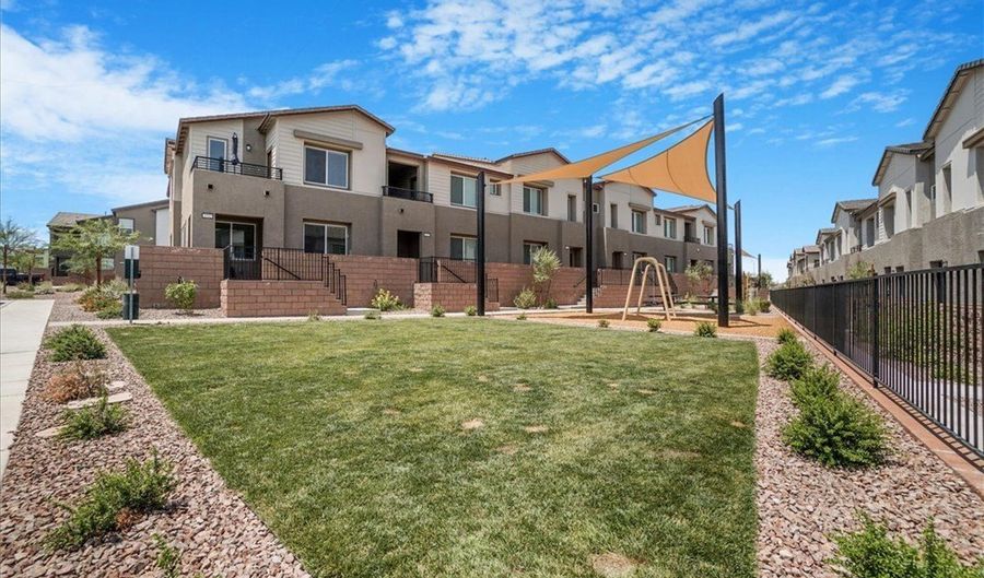 1529 E Eva Crossing Pl, Henderson, NV 89002 - 3 Beds, 3 Bath