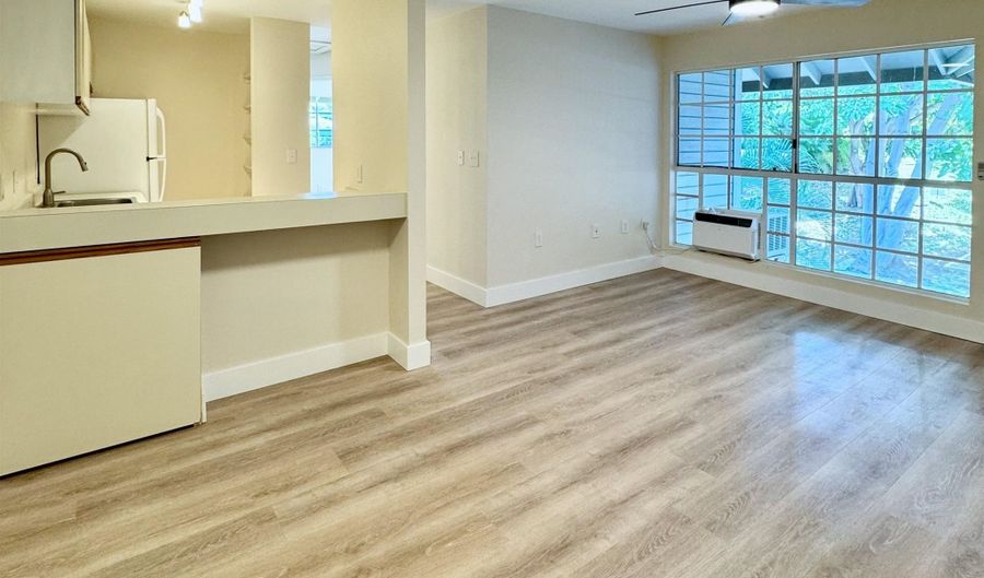 160 KEONEKAI Rd 13-208, Kihei, HI 96753 - 2 Beds, 1 Bath