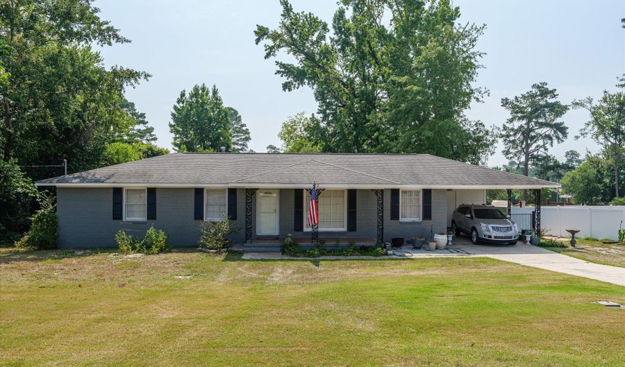 102 Cokesbury Ct, Martinez, GA 30907 - 3 Beds, 2 Bath