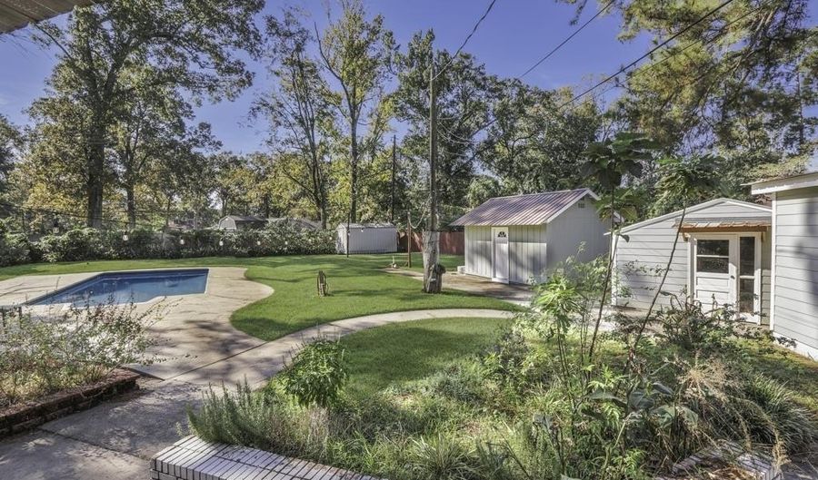 10044 Mollylea Dr, Baton Rouge, LA 70815 - 3 Beds, 2 Bath