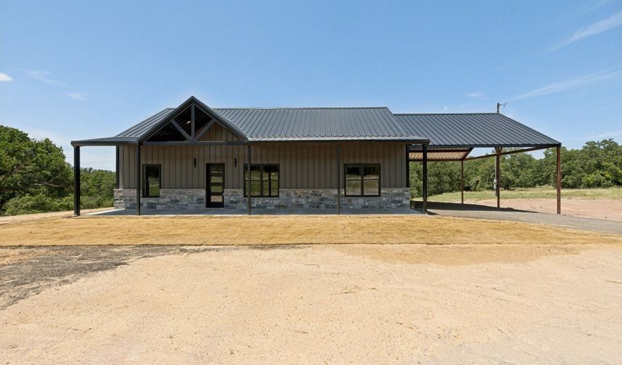 271 Rolling Ranch Blvd, Alvord, TX 76225 - 3 Beds, 2 Bath