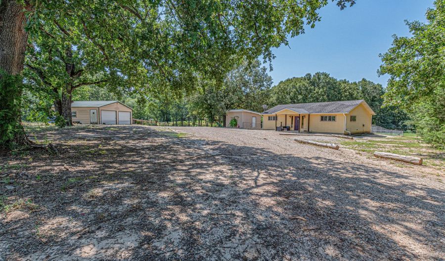 111 Private Road 6980, Alba, TX 75410 - 2 Beds, 2 Bath
