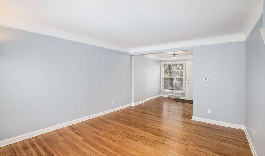 521 Snyder Ave, Ann Arbor, MI 48103 - 2 Beds, 1 Bath