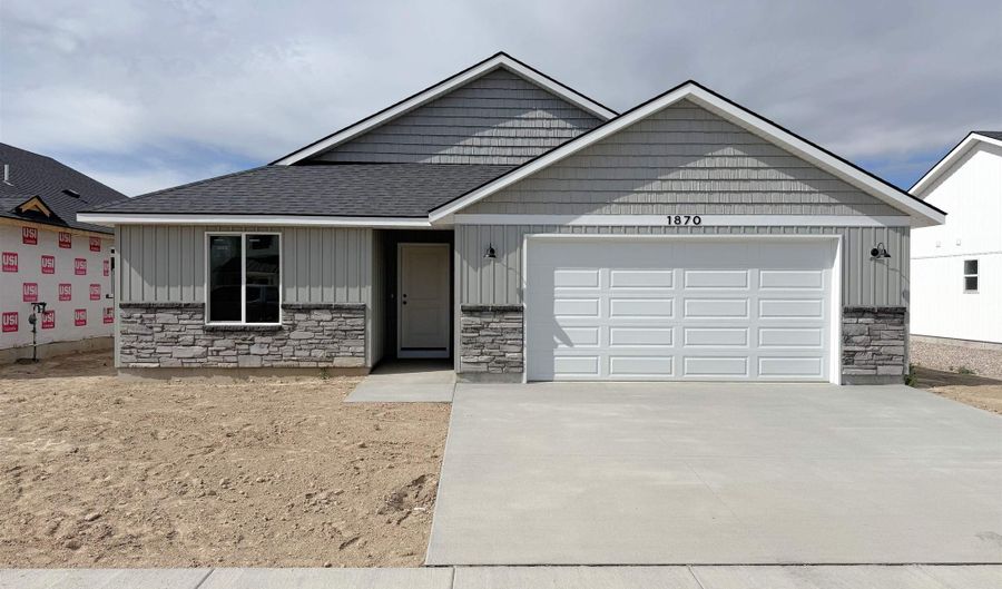 1870 Brynwood Ave, Chubbuck, ID 83202 - 3 Beds, 2 Bath