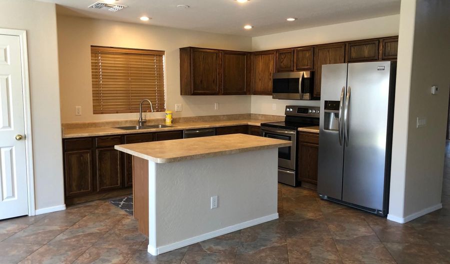 12376 W DEVONSHIRE Ave, Avondale, AZ 85392 - 3 Beds, 3 Bath