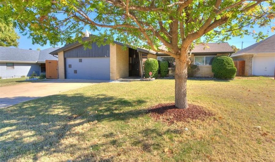 3704 N Riverside Dr, Bethany, OK 73008 - 3 Beds, 2 Bath