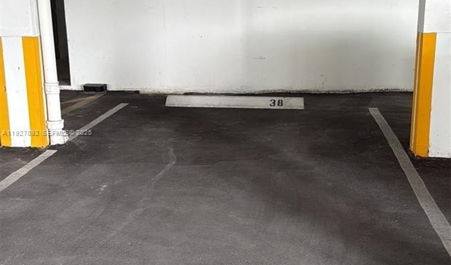 9381 E Bay Harbor Dr 402N, Bay Harbor Islands, FL 33154 - 1 Beds, 2 Bath