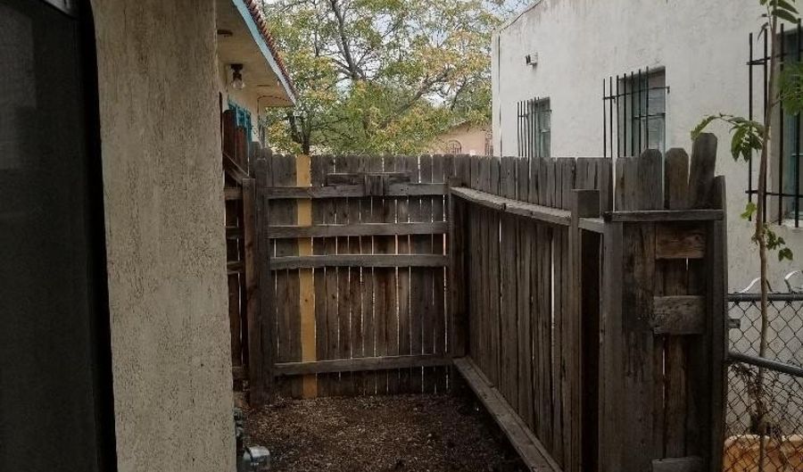 303 Vassar Dr SE Apt 2, Albuquerque, NM 87106 - 2 Beds, 1 Bath