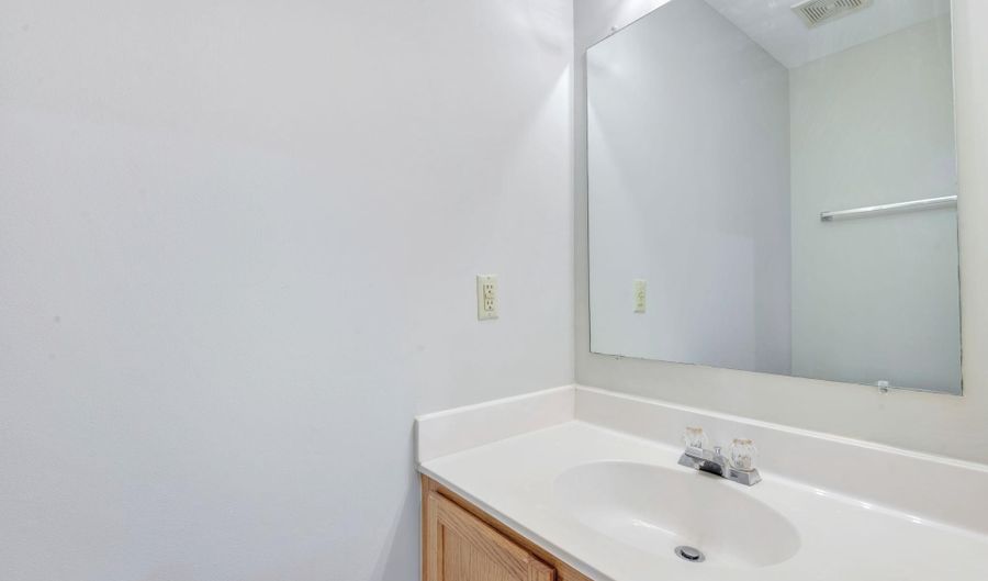 1804 MANORFIELD Ct, Bowie, MD 20721 - 3 Beds, 3 Bath